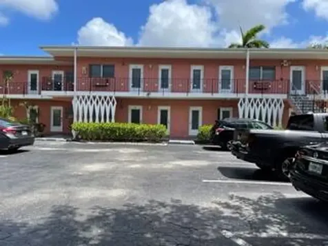 1560 NE 127th Street North Miami FL 33161