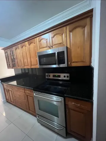 1560 NE 127th Street North Miami FL 33161