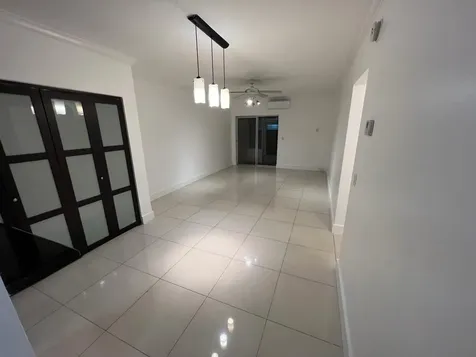 1560 NE 127th Street North Miami FL 33161
