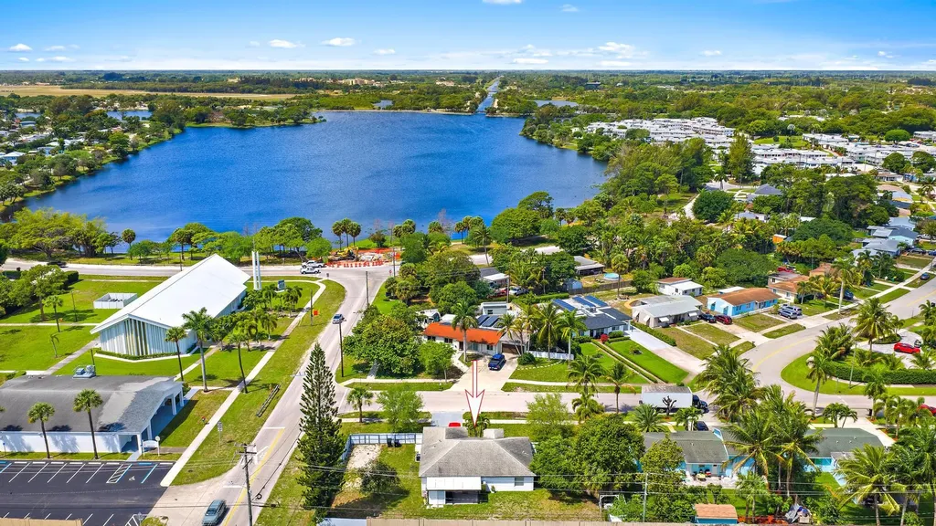 1114 Cochran Drive Lake Worth Beach FL 33461