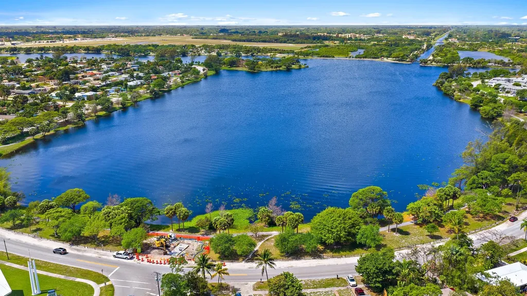 1114 Cochran Drive Lake Worth Beach FL 33461