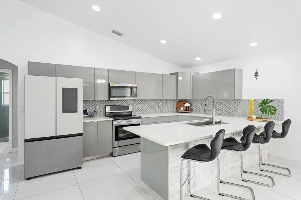 1114 Cochran Drive Lake Worth Beach FL 33461