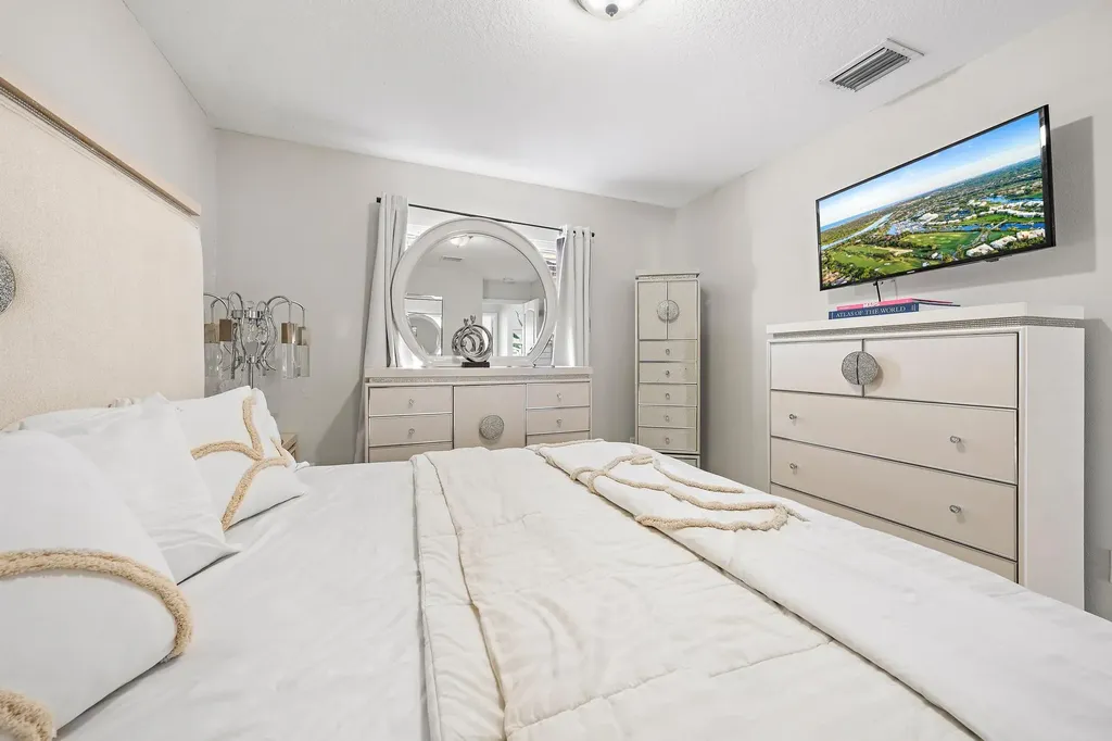 1114 Cochran Drive Lake Worth Beach FL 33461