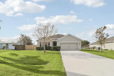 218 SW Kestor Drive Port St Lucie FL 34953
