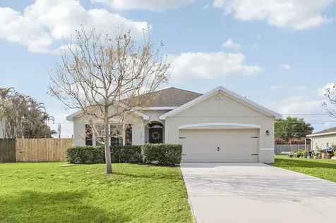 218 SW Kestor Drive Port St Lucie FL 34953