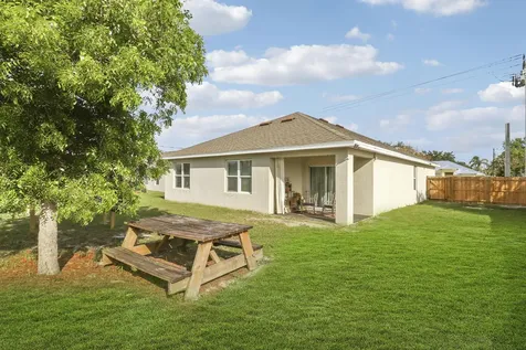 218 SW Kestor Drive Port St Lucie FL 34953