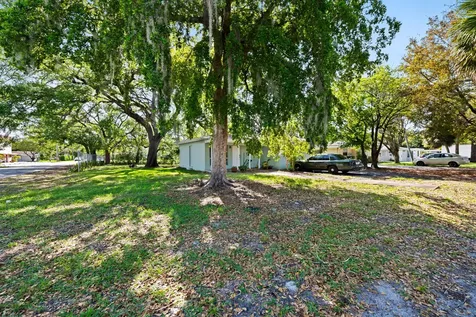 1026-1044 NW 7th Avenue Fort Lauderdale FL 33311