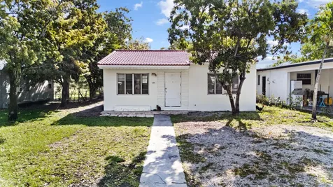 1026-1044 NW 7th Avenue Fort Lauderdale FL 33311