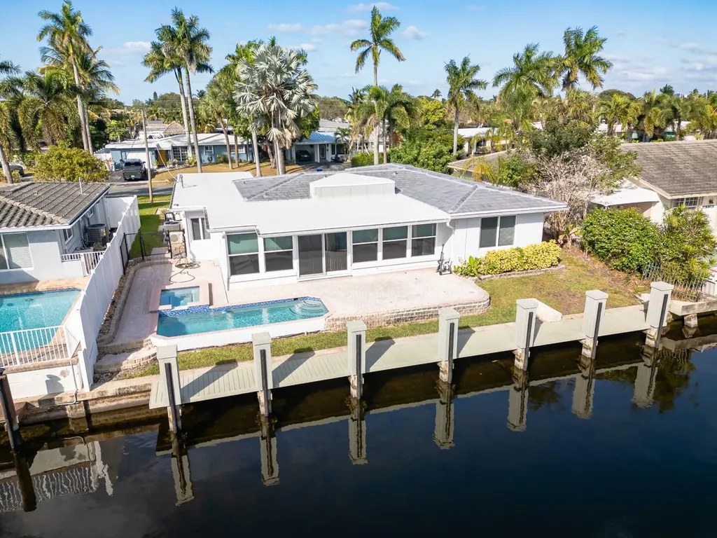 270 SE 9th Court Pompano Beach FL 33060