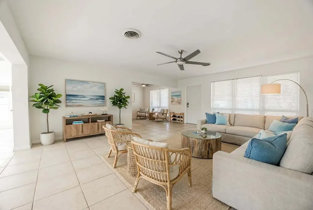 270 SE 9th Court Pompano Beach FL 33060