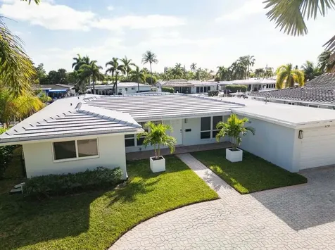 270 SE 9th Court Pompano Beach FL 33060