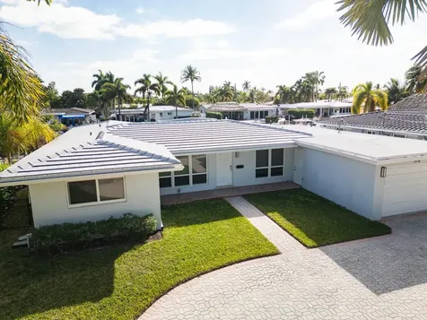 270 SE 9th Court Pompano Beach FL 33060