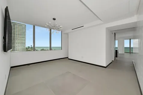 2000 S Ocean Drive SE Hallandale Beach FL 33009