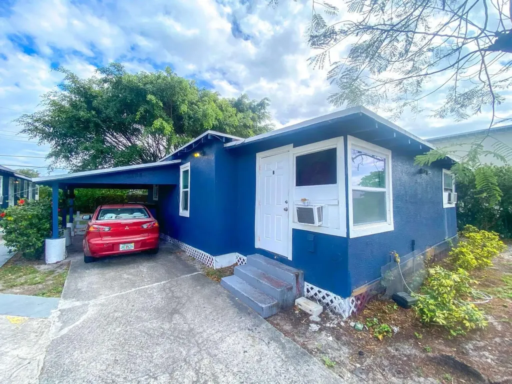 3804 Miller Avenue West Palm Beach FL 33405