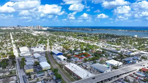 3804 Miller Avenue West Palm Beach FL 33405