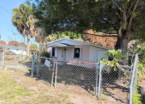1606 Avenue H Fort Pierce FL 34950
