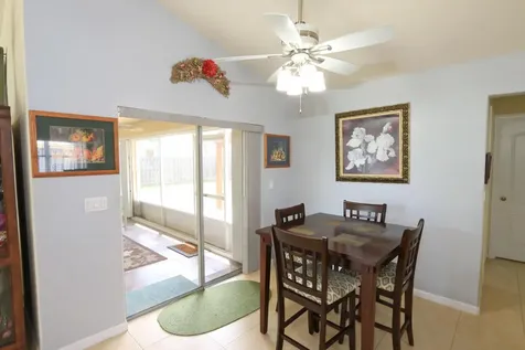 5822 NW Bates Avenue Port St Lucie FL 34986
