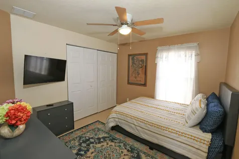 5822 NW Bates Avenue Port St Lucie FL 34986
