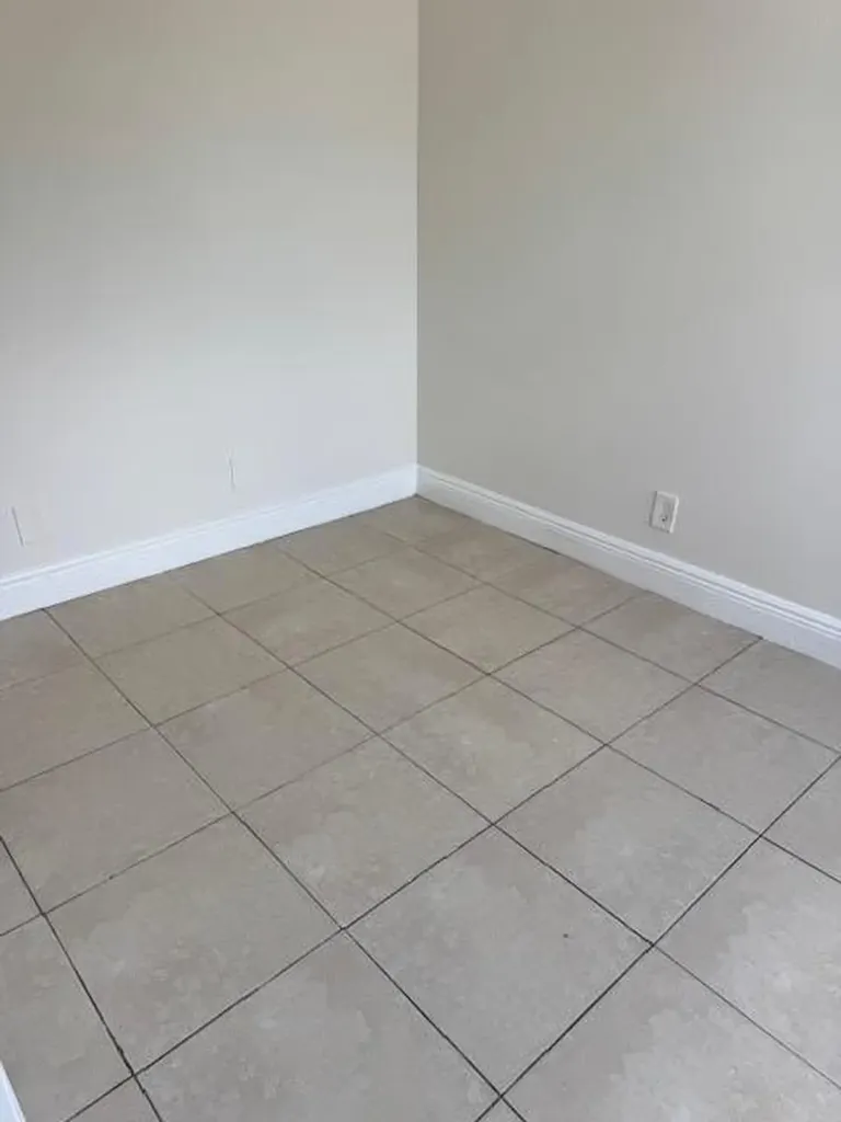 537 NW 46th Avenue Delray Beach FL 33445
