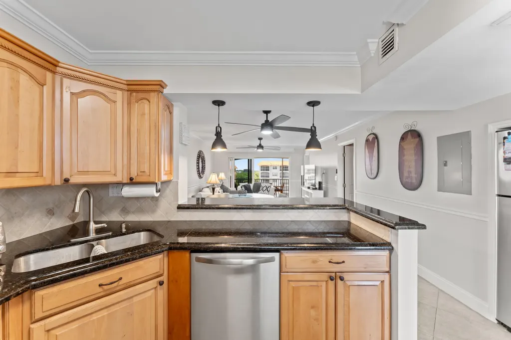2871 N Ocean Boulevard Boca Raton FL 33431