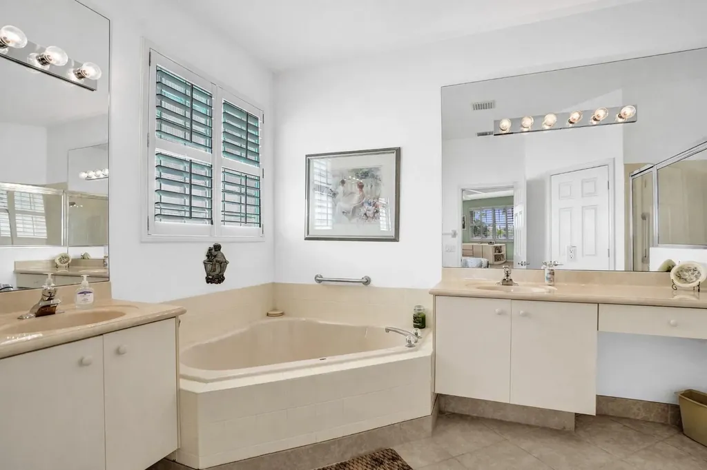 7229 Cataluna Circle Delray Beach FL 33446