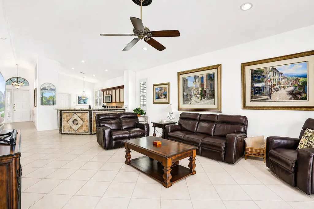 7229 Cataluna Circle Delray Beach FL 33446