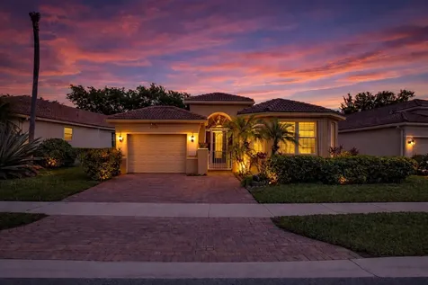 7229 Cataluna Circle Delray Beach FL 33446