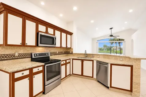 7229 Cataluna Circle Delray Beach FL 33446
