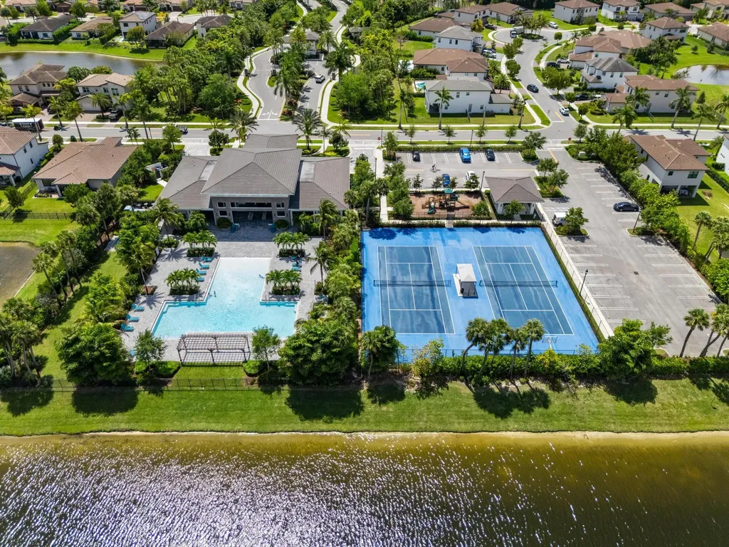 3234 Dunning Drive Royal Palm Beach FL 33411