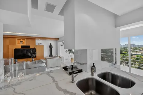 3050 NE 47th Court NE Fort Lauderdale FL 33308