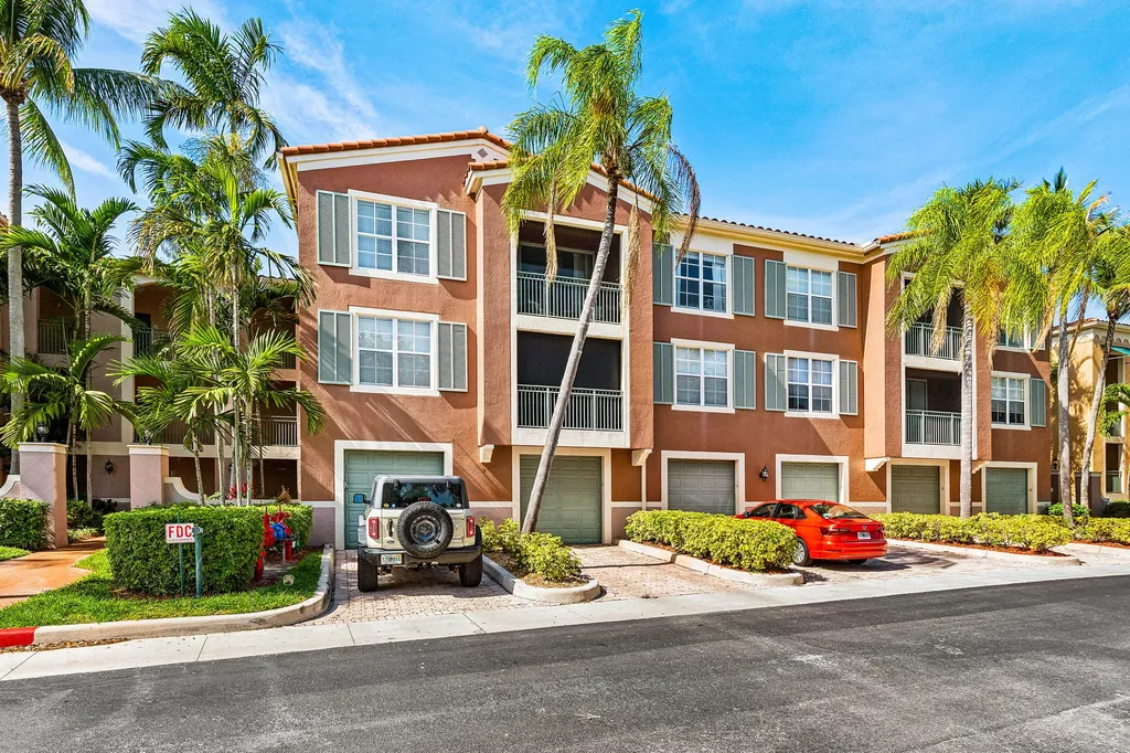 11770 St Andrews Place Wellington FL 33414
