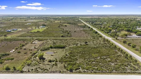 19050 NW 256th Street Okeechobee FL 34972