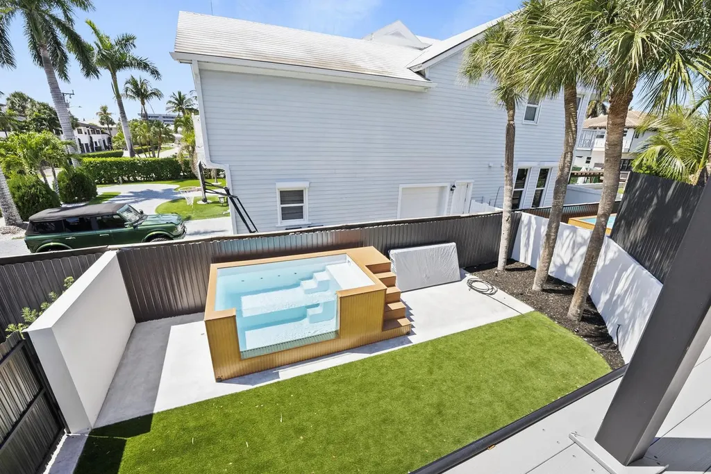 1692 S Ocean Boulevard Delray Beach FL 33483
