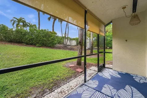 5 Via De Casas Sur Boynton Beach FL 33426