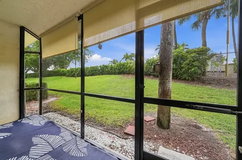 5 Via De Casas Sur Boynton Beach FL 33426