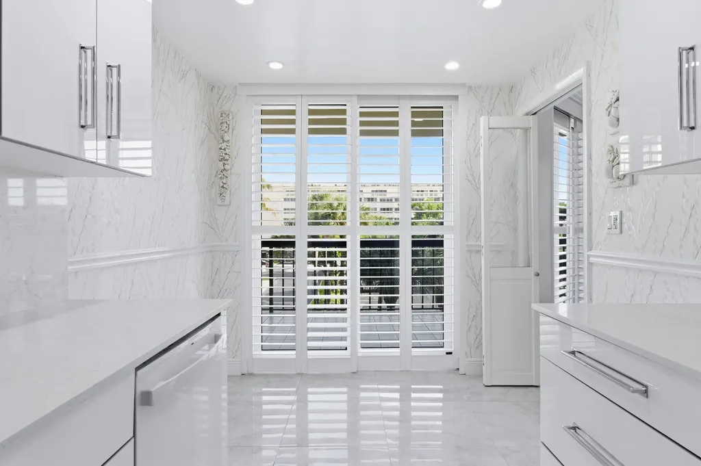 2778 S Ocean Boulevard Palm Beach FL 33480