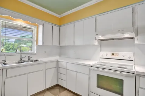 6207 Jacaranda Circle Tamarac FL 33319