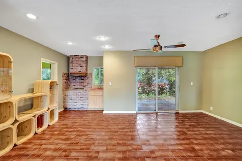 6207 Jacaranda Circle Tamarac FL 33319