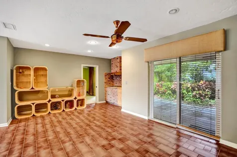 6207 Jacaranda Circle Tamarac FL 33319