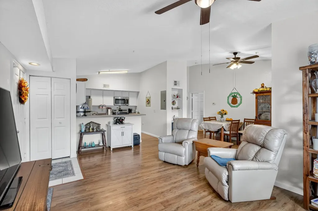 201 SW Palm Drive Port St Lucie FL 34986