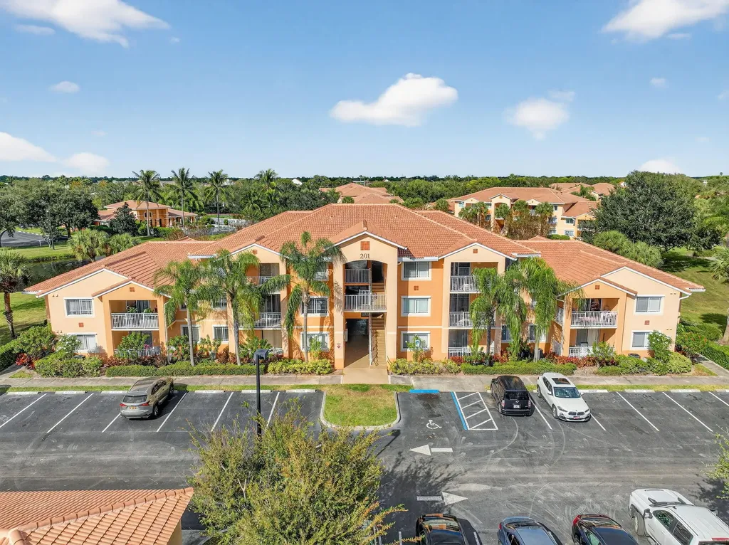 201 SW Palm Drive Port St Lucie FL 34986