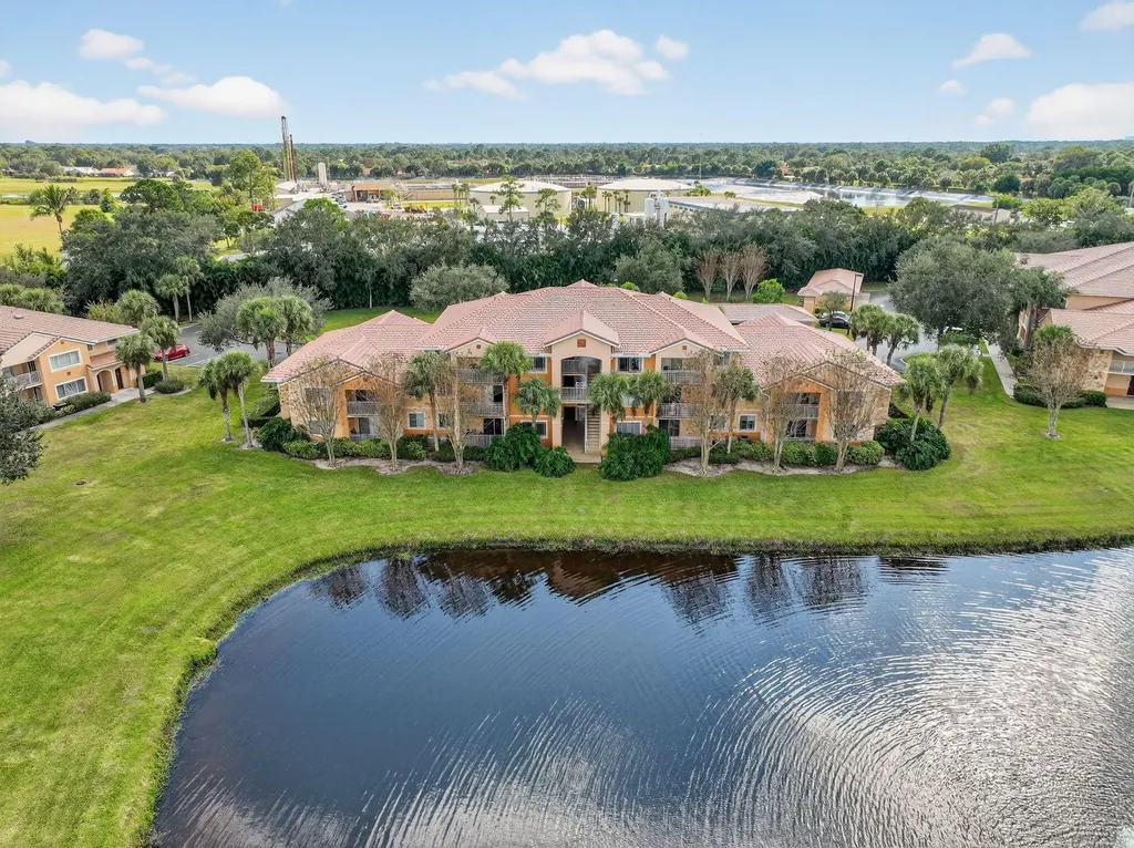 201 SW Palm Drive Port St Lucie FL 34986