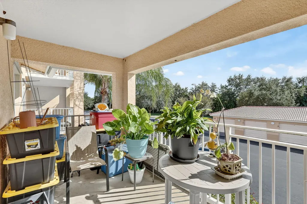 201 SW Palm Drive Port St Lucie FL 34986