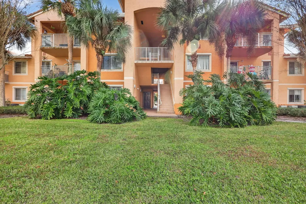201 SW Palm Drive Port St Lucie FL 34986