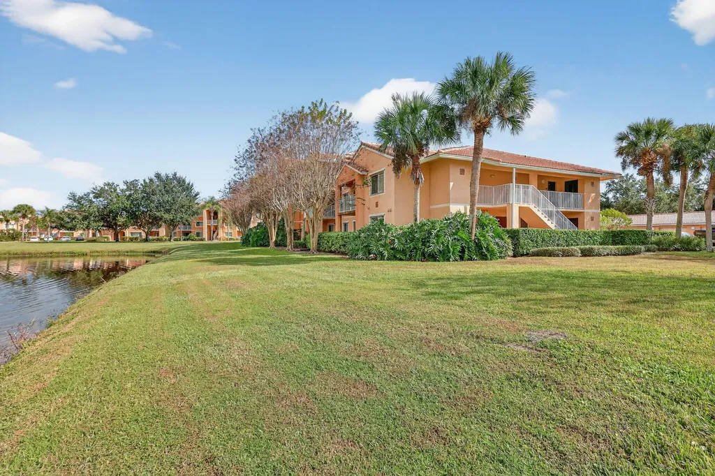 201 SW Palm Drive Port St Lucie FL 34986