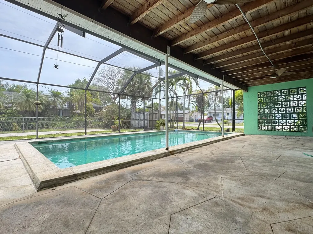 21045 Condado Road Cutler Bay FL 33189