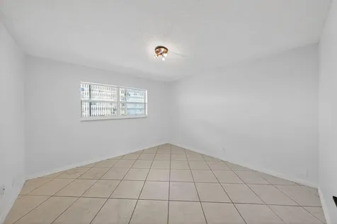 400 Golden Isle Drive Hallandale Beach FL 33009
