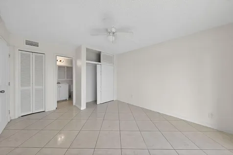 400 Golden Isle Drive Hallandale Beach FL 33009