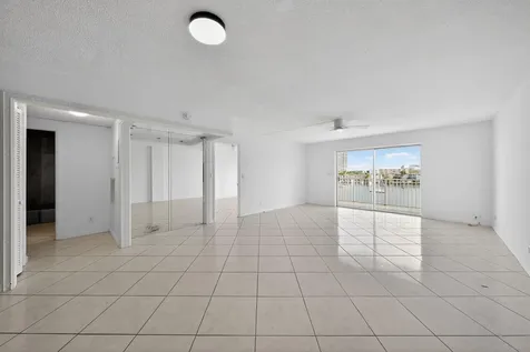 400 Golden Isle Drive Hallandale Beach FL 33009