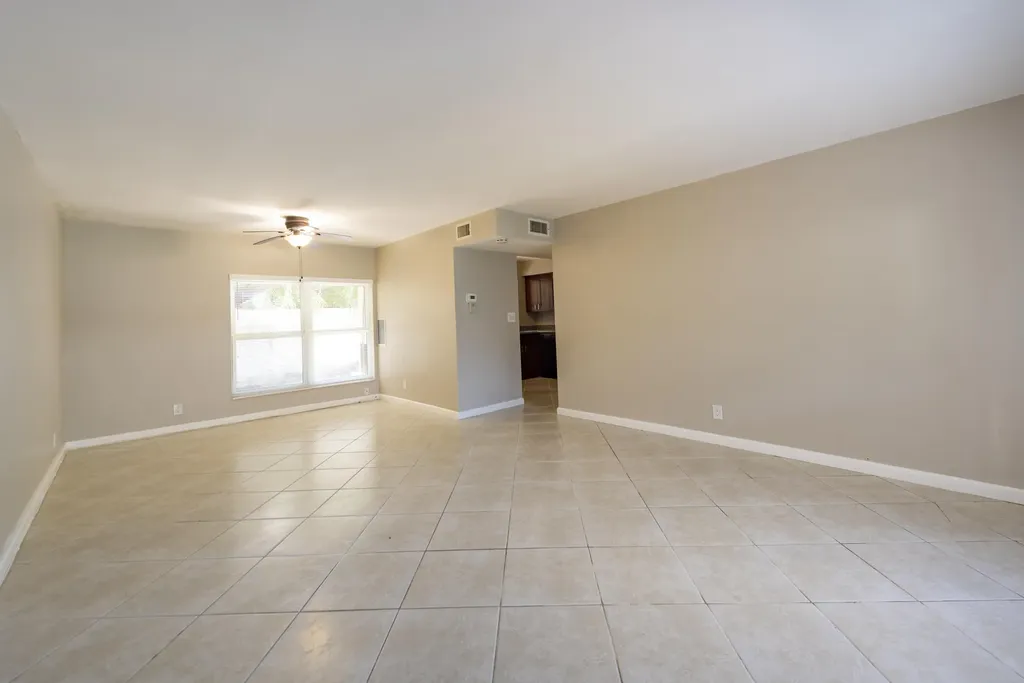 1015 NE 9th Avenue Fort Lauderdale FL 33304